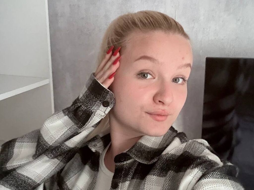 StephanieAnderso></p>

       
    </div>
    </div>
</div>
<div class=
